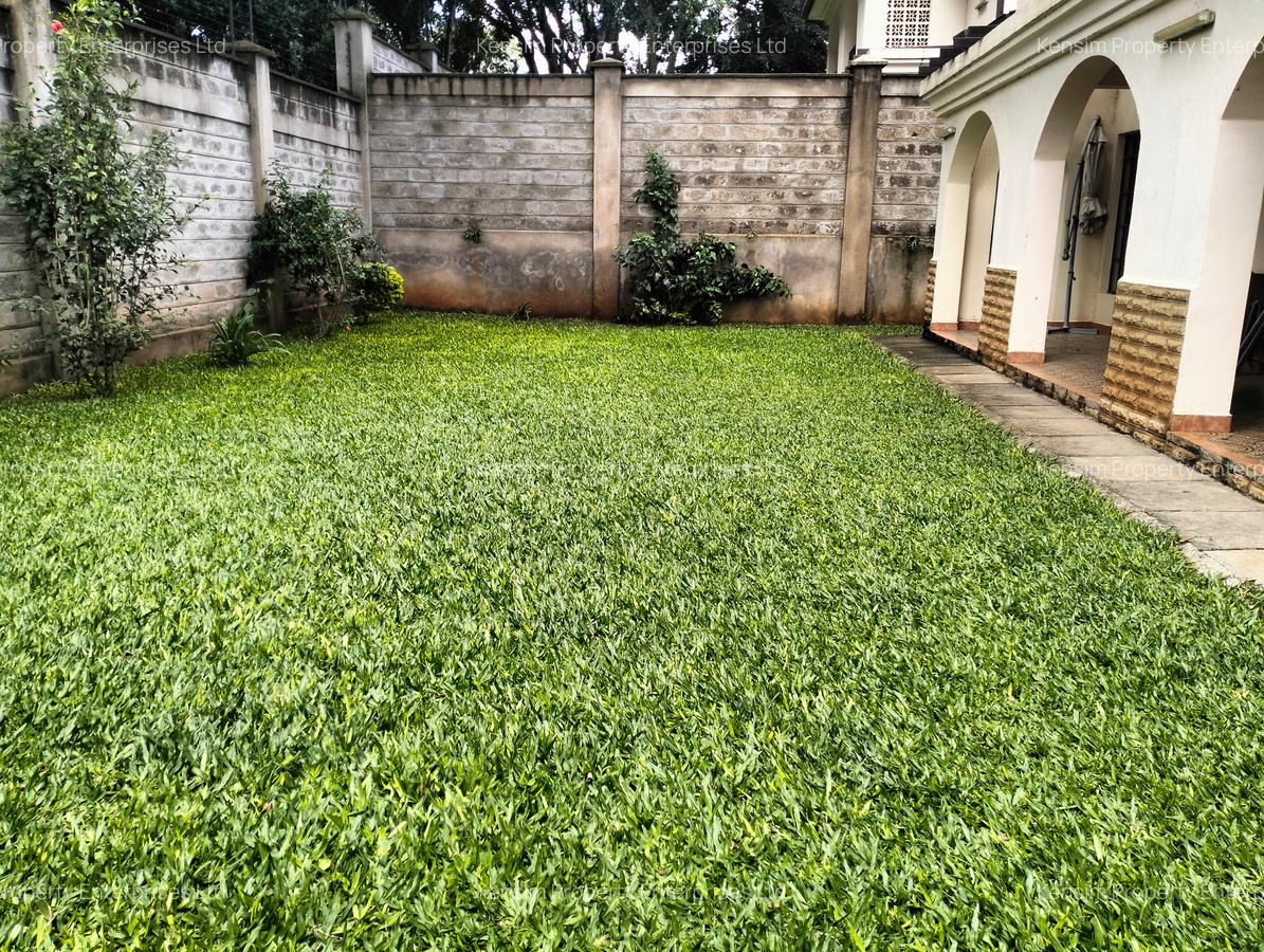 4 Bed Townhouse with En Suite in Lavington - 16