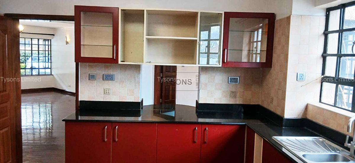 3 Bed Apartment with En Suite in Upper Hill - 5