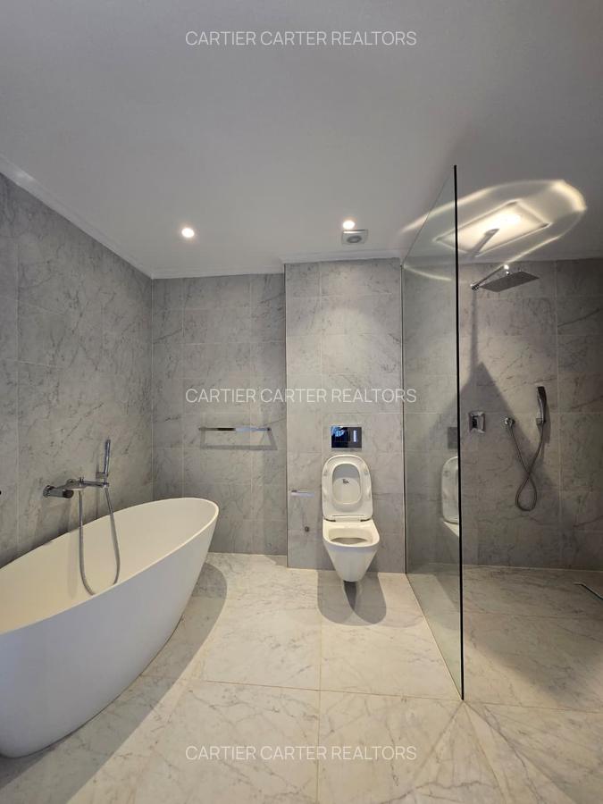 4 Bed Townhouse with En Suite in Runda - 17