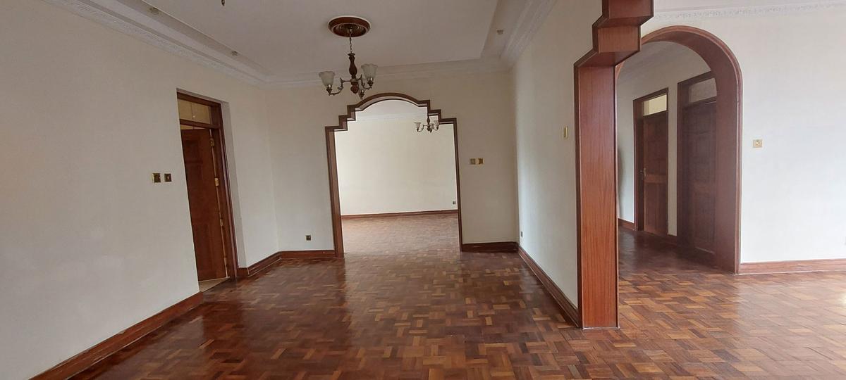 4 Bed Apartment with En Suite in Kileleshwa - 7