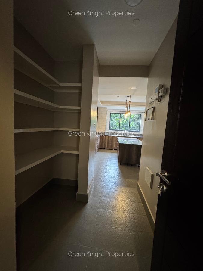 Serviced 4 Bed Apartment with En Suite in Kilimani - 18