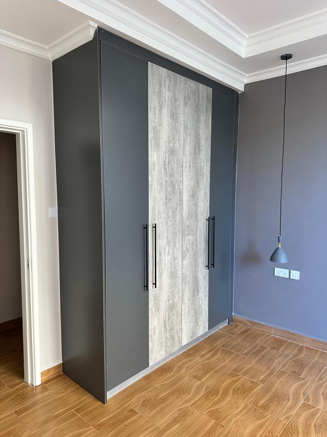 1 Bed Apartment with En Suite at Westlands - 4