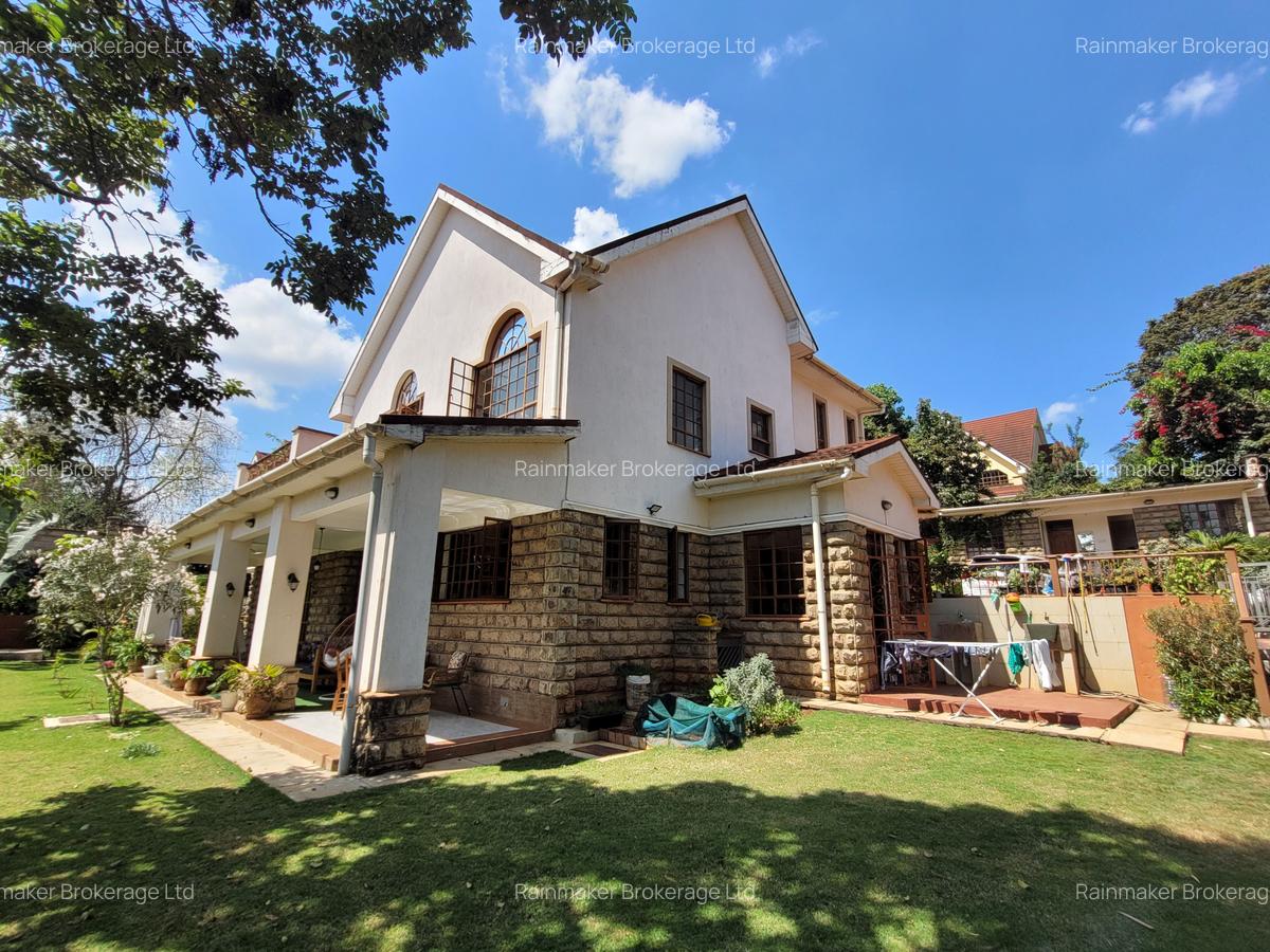 4 Bed House with En Suite at Rosslyn Lone Tree - 1