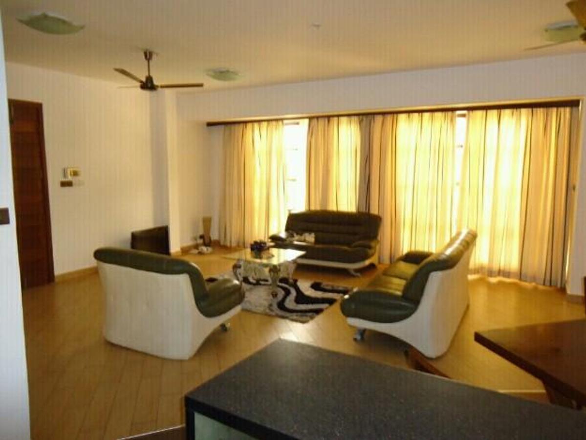 Furnished 3 Bed Apartment with En Suite in Nyali Area - 12