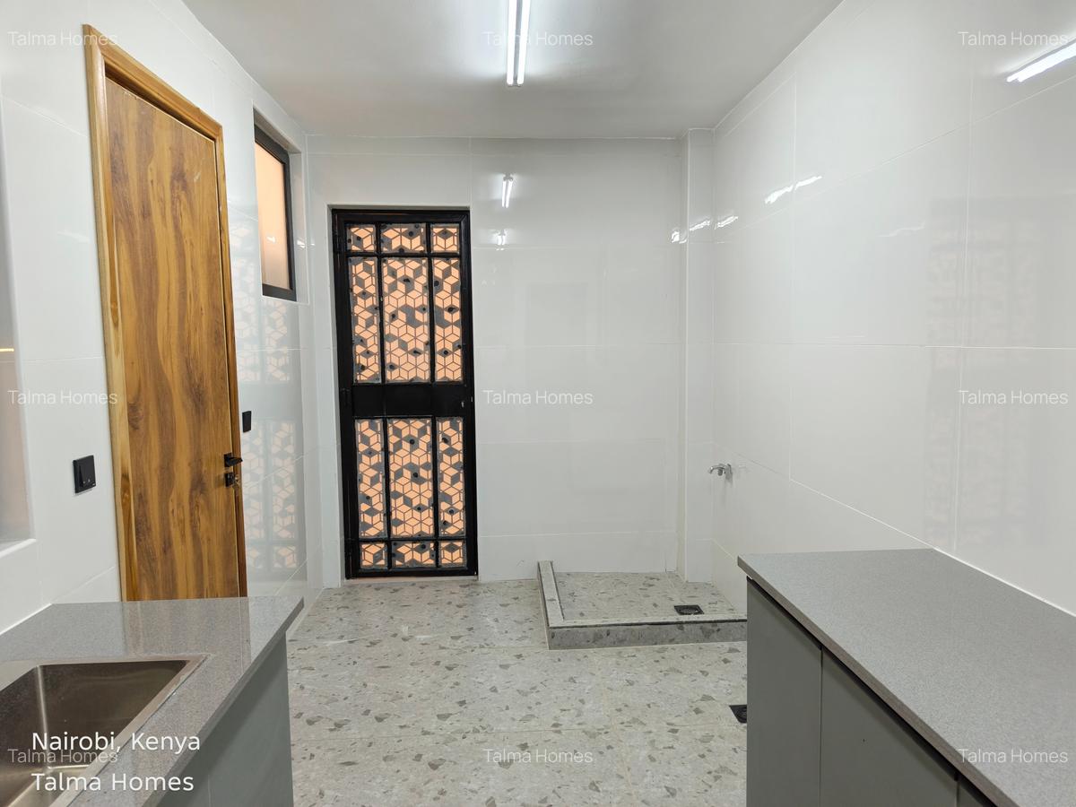 2 Bed Apartment with En Suite at Peponi Road - 7
