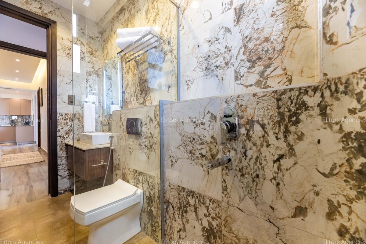 Serviced 2 Bed Apartment with En Suite at Brookside Drive - 15