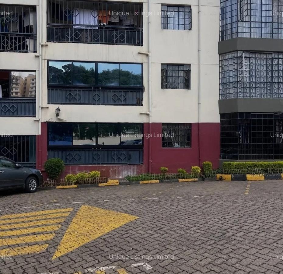 4 Bed Apartment with En Suite in Lavington - 1