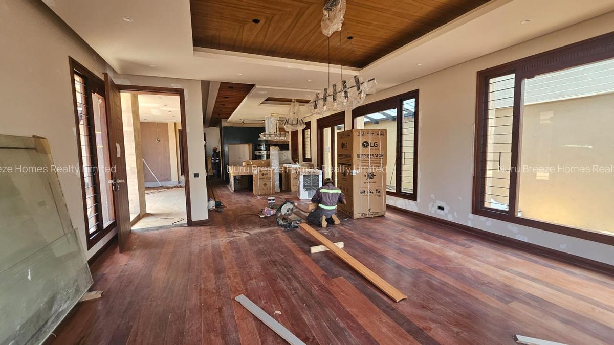 5 Bed Townhouse with En Suite in Runda - 14