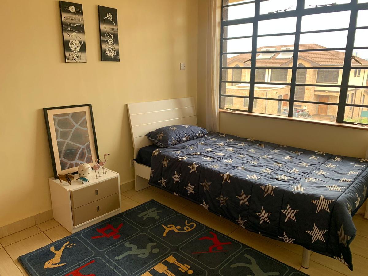 4 Bed Townhouse with En Suite at Fourways - 15