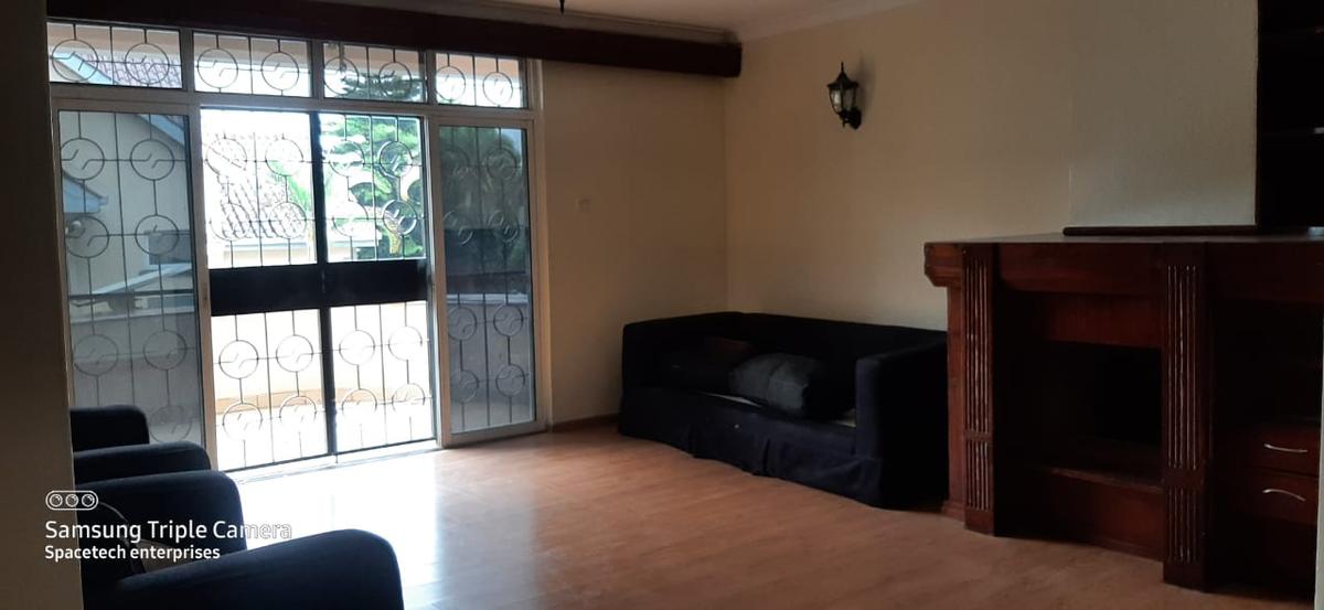 5 Bed Townhouse with En Suite at Westlands - 8