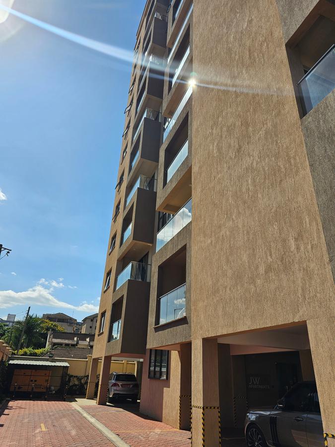 2 Bed Apartment with En Suite at Lavington - 9