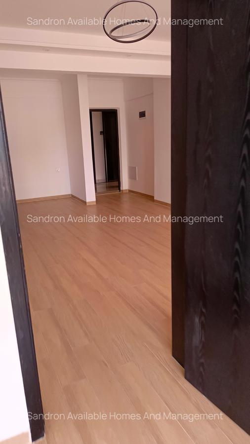 1 Bed Apartment with En Suite in Westlands Area - 4