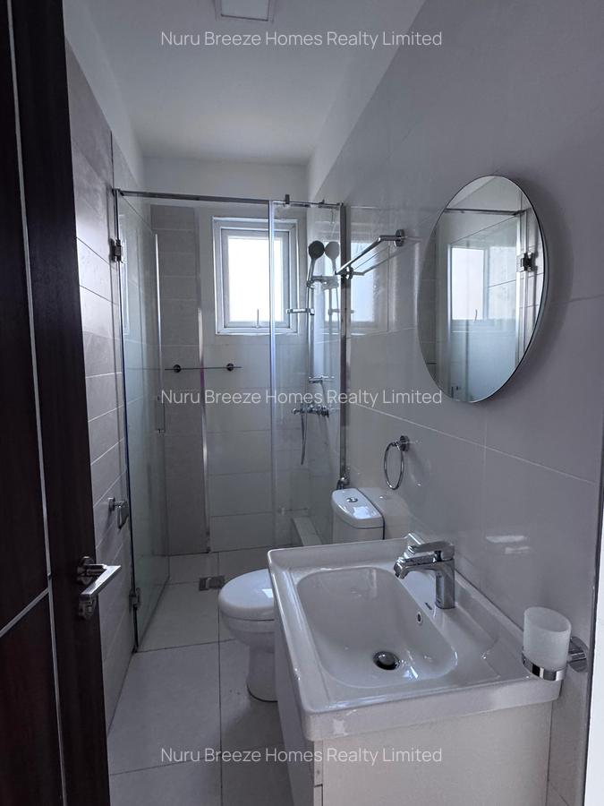 3 Bed Apartment with En Suite in Westlands Area - 18
