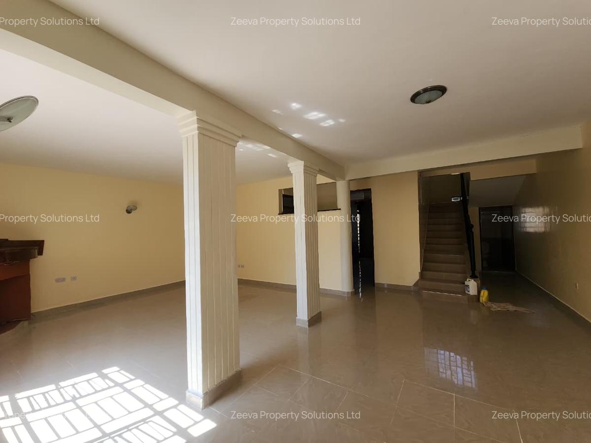 4 Bed House with En Suite in Runda - 6