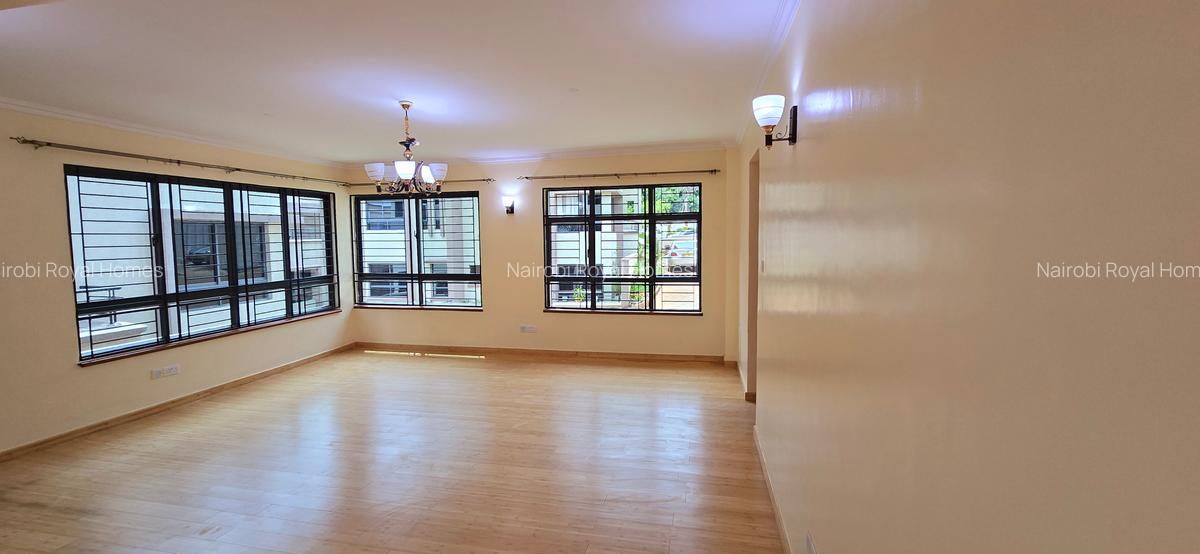 5 Bed Townhouse with En Suite at Lavington Road - 20