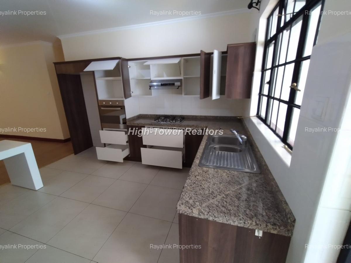 3 Bed House with En Suite at Marula - 8