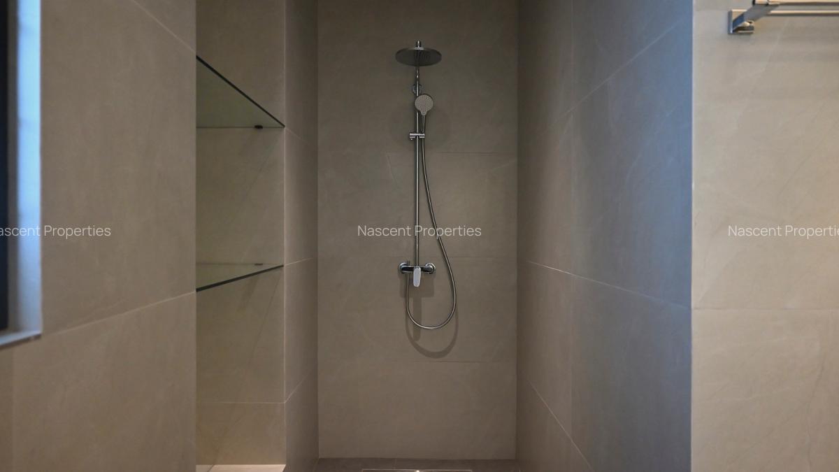 4 Bed Villa with En Suite in Loresho - 10