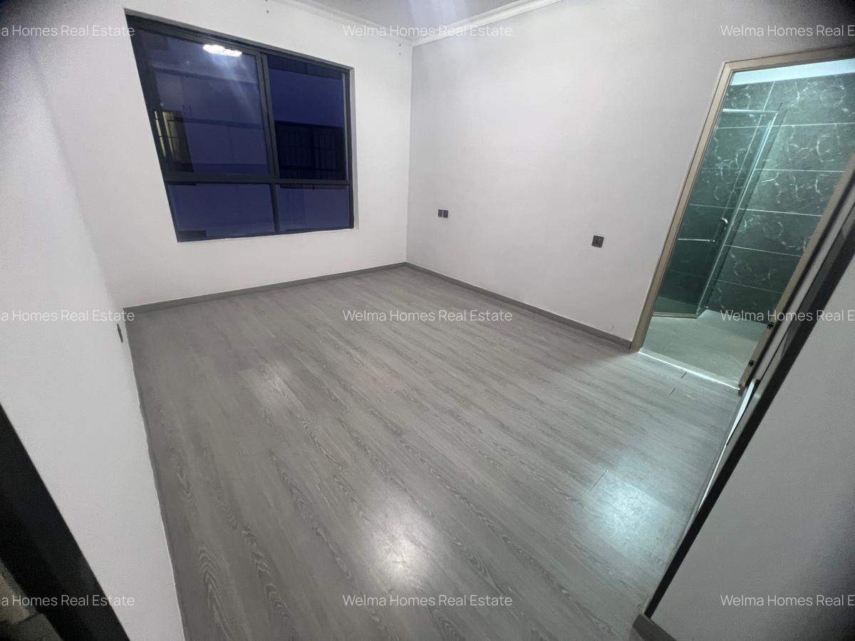 2 Bed Apartment with En Suite in Lavington - 10