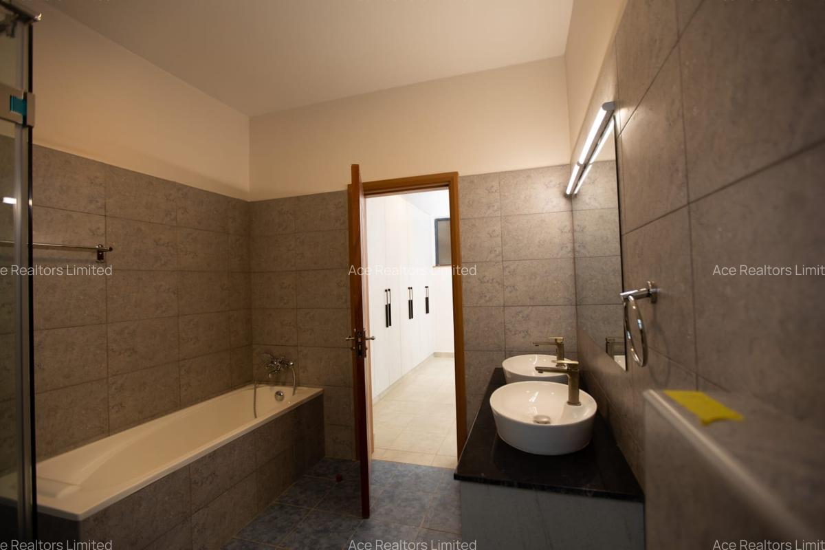 4 Bed Villa with En Suite at Mombasa Road Machakos - 12
