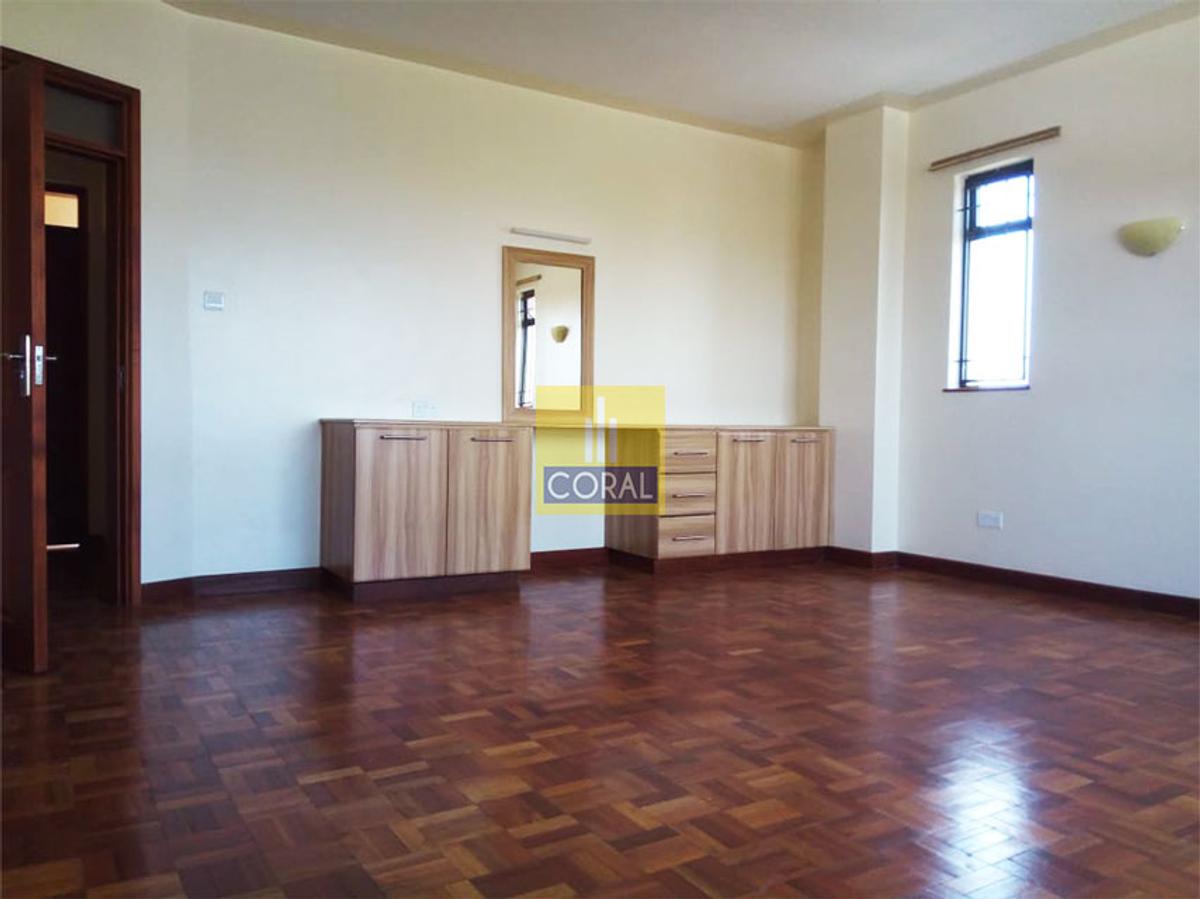 3 Bed Apartment with En Suite in Kilimani - 3