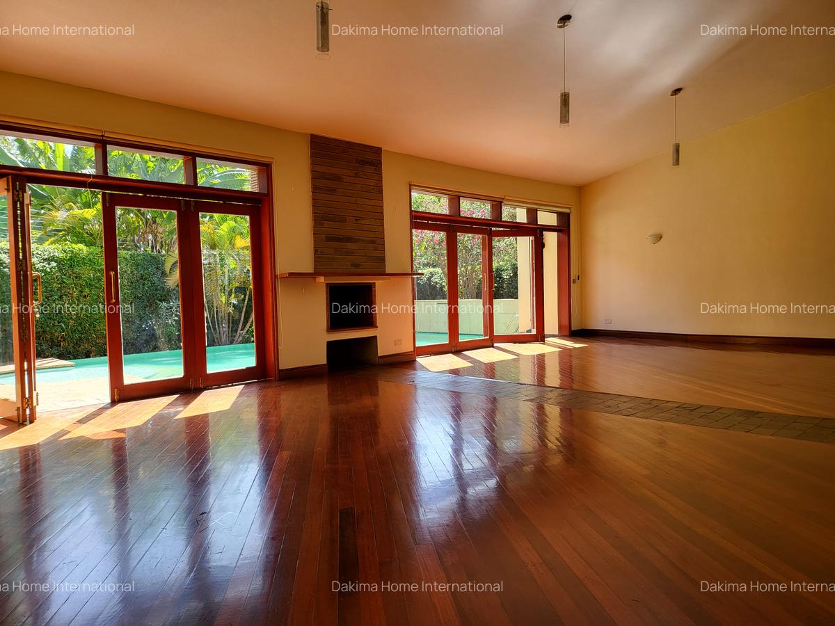 4 Bed House with En Suite in Runda - 6