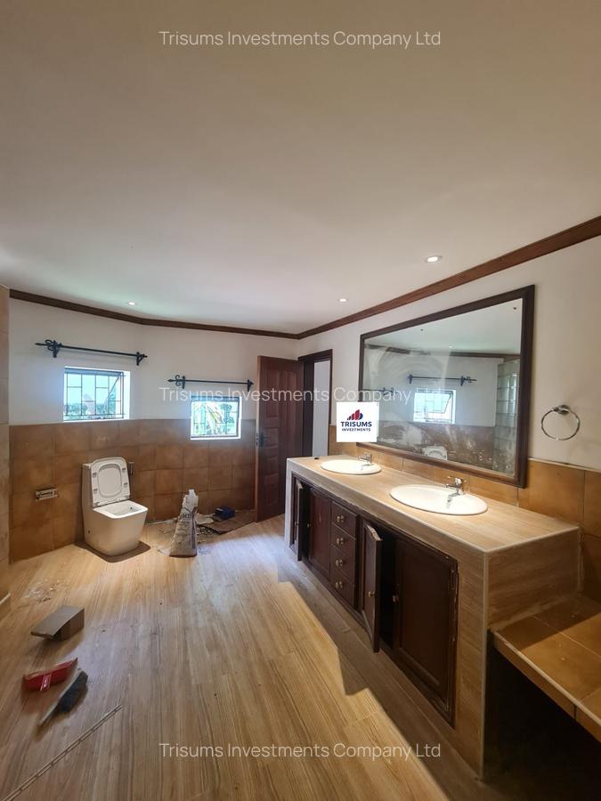 5 Bed House with En Suite in Kitisuru - 16