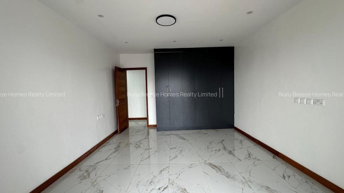 4 Bed Apartment with En Suite in Rhapta Road - 15