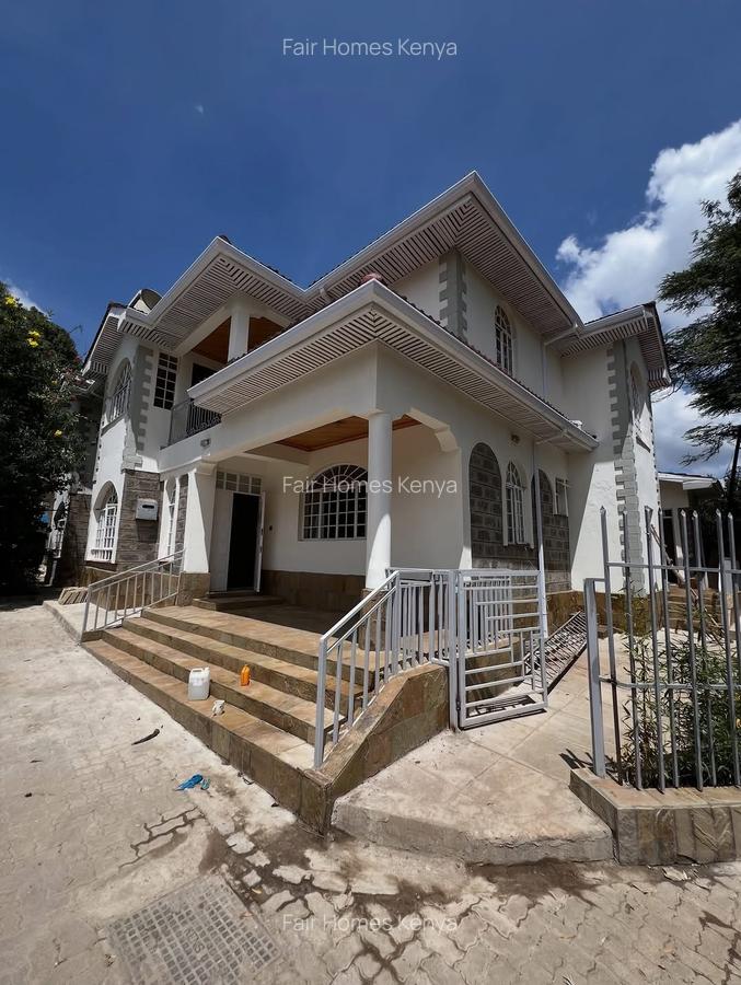 4 Bed Townhouse with En Suite at Amboseli Lane - 1