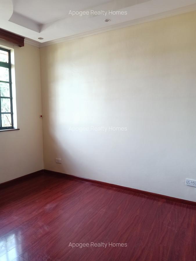 3 Bed House with En Suite at Fourways Junction Estate - 14