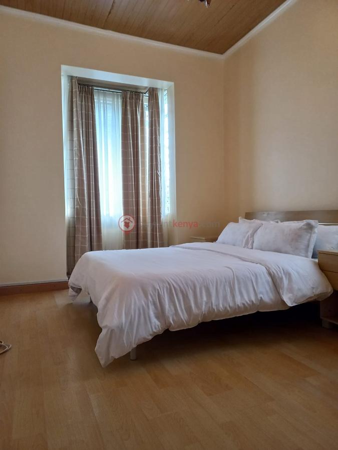 3 Bed House with En Suite at Runda - 2
