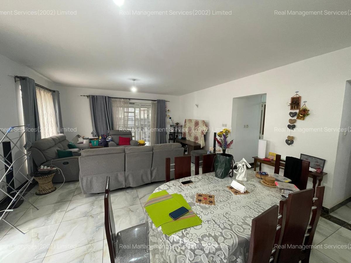 3 Bed Apartment with En Suite at 1St Parklands - 3