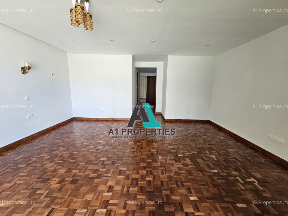 5 Bed Townhouse with En Suite in Lavington - 9