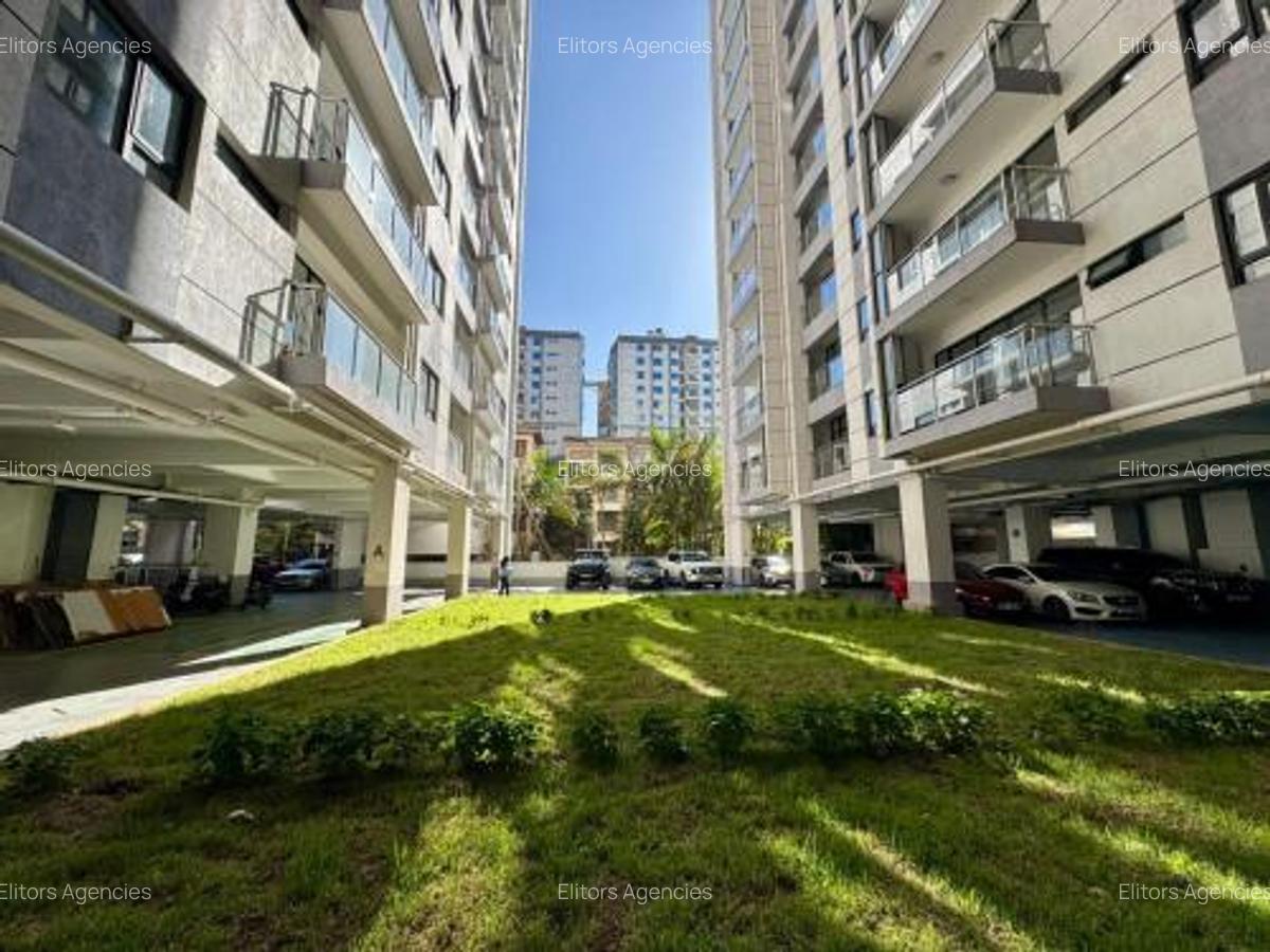 1 Bed Apartment with En Suite at Kindaruma Road - 1