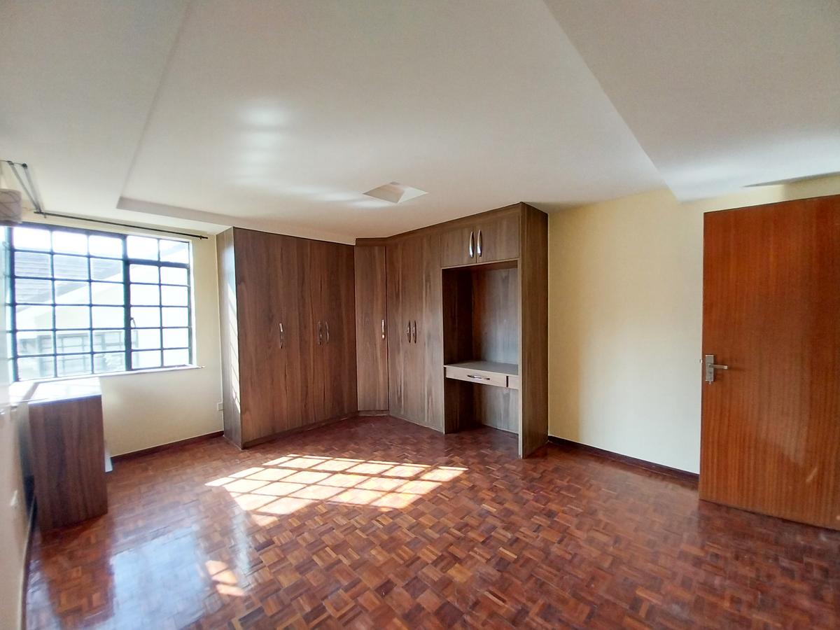 4 Bed Townhouse with Staff Quarters in Kitisuru - 13