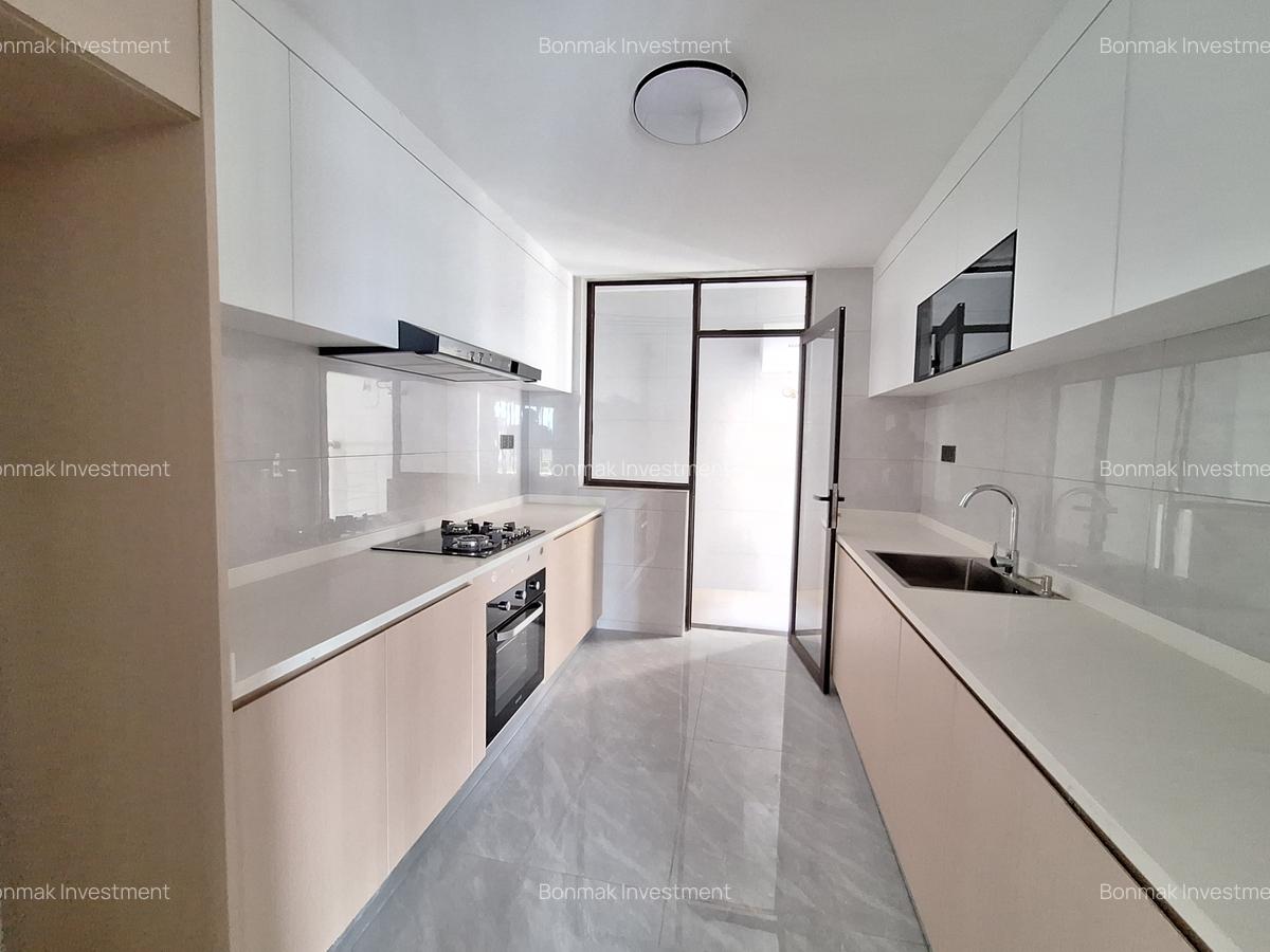 2 Bed Apartment with En Suite at Riverside Drive - 7