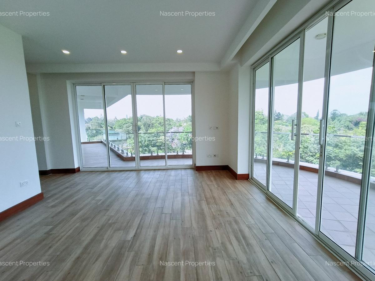 3 Bed Apartment with En Suite in Westlands Area - 13