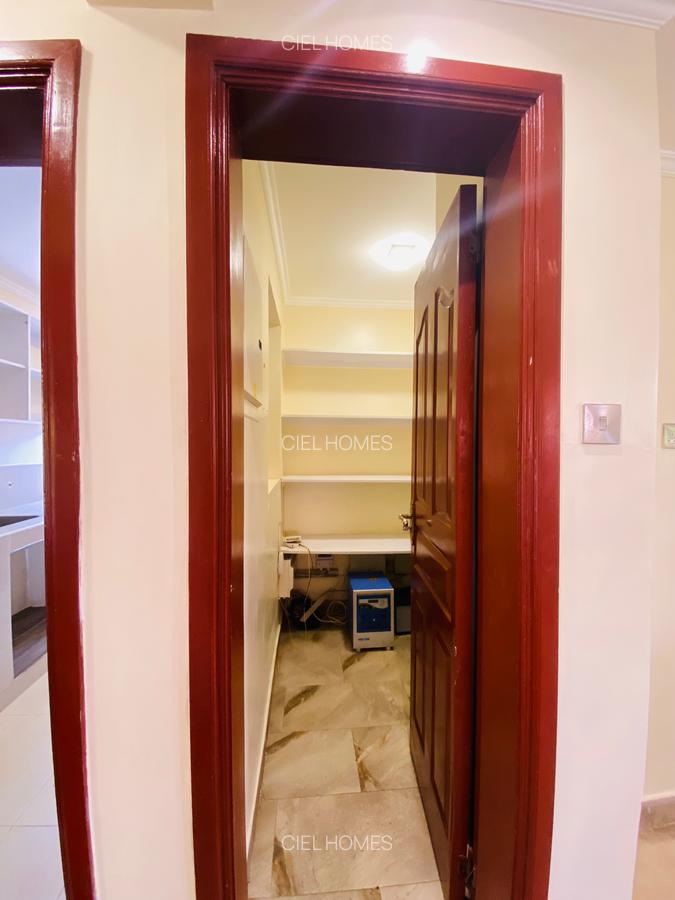 5 Bed Villa with En Suite in Lavington - 9