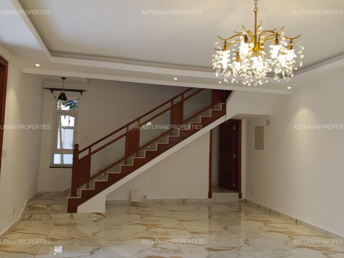 4 Bed Townhouse with En Suite in Lavington - 12