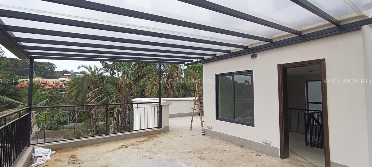 5 Bed Townhouse with En Suite at Manyani Rd - 5