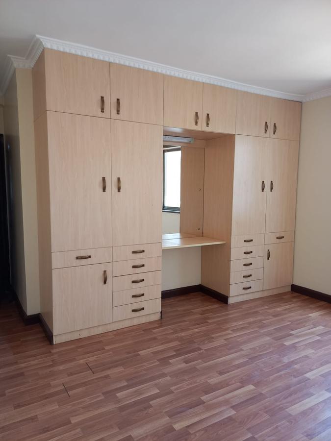 3 Bed Apartment with En Suite in Kileleshwa - 13