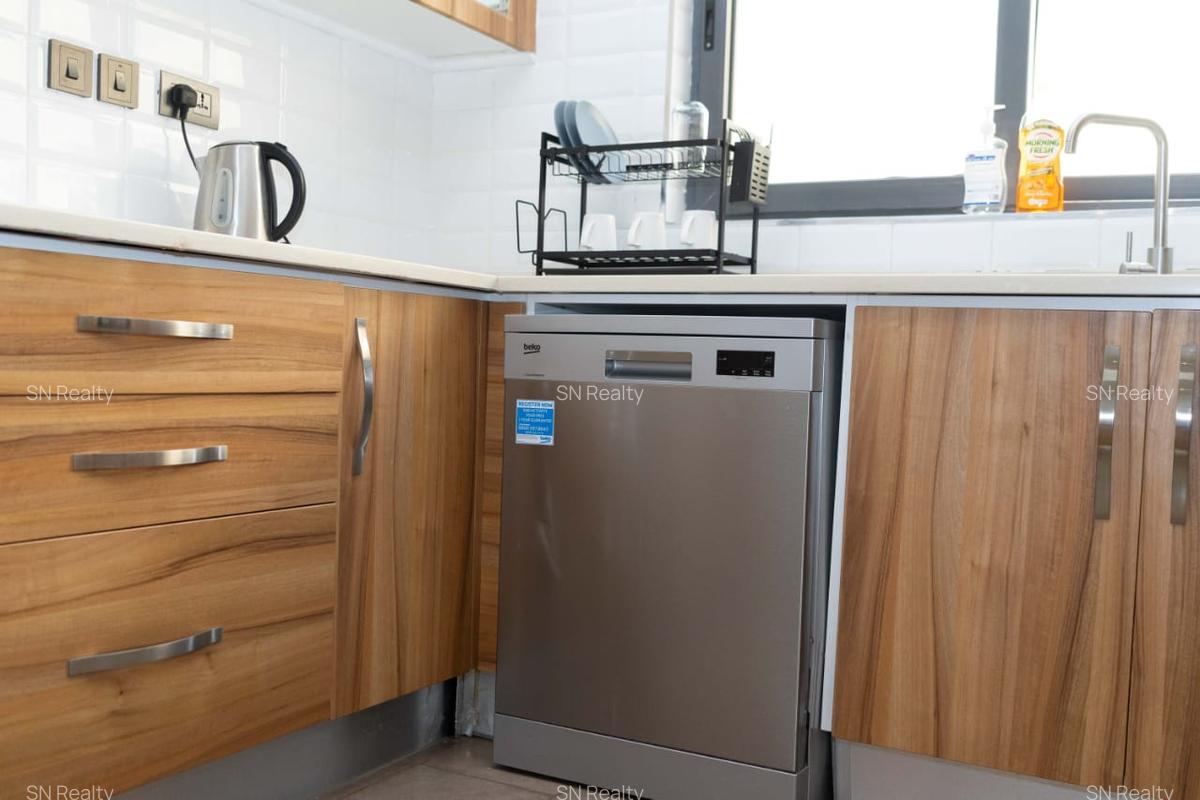 Furnished 4 Bed Apartment with En Suite in Spring Valley - 8