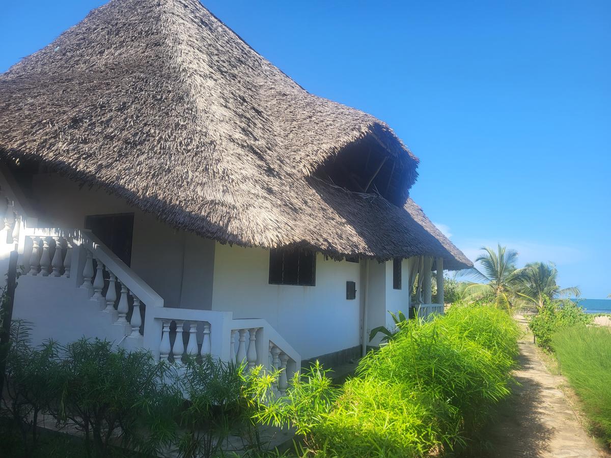 2 Bed House with Swimming Pool in Malindi - 2