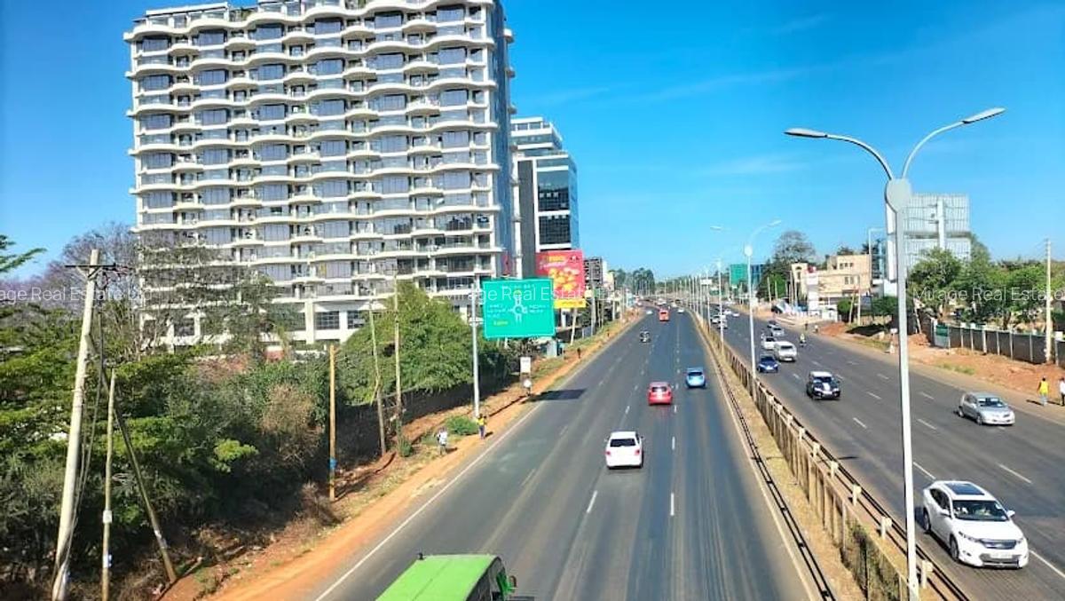 2 Bed Apartment with En Suite in Westlands Area - 2