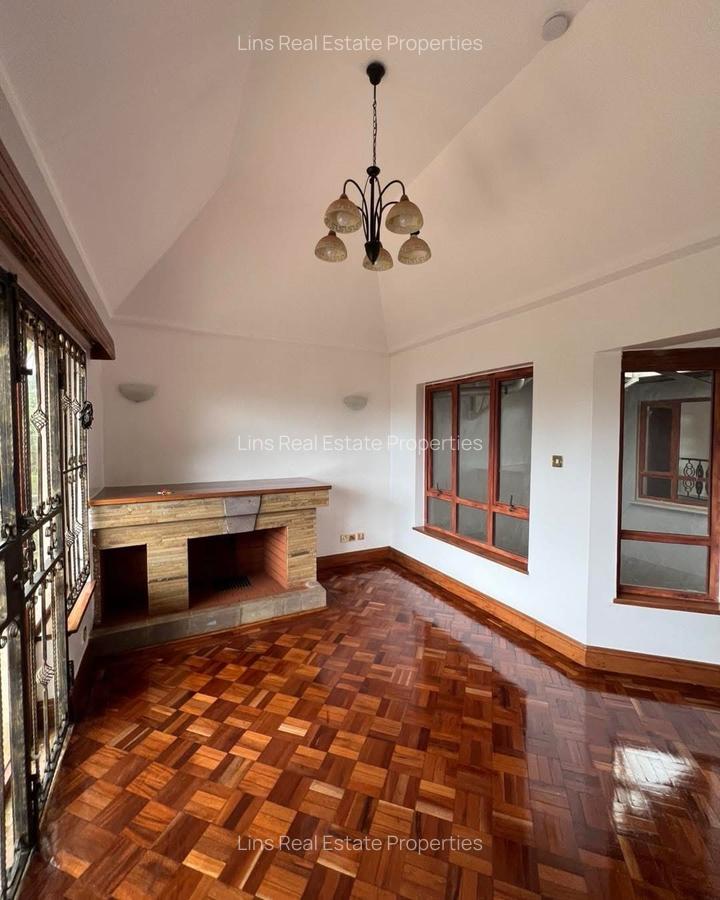 5 Bed Townhouse with En Suite in Runda - 16