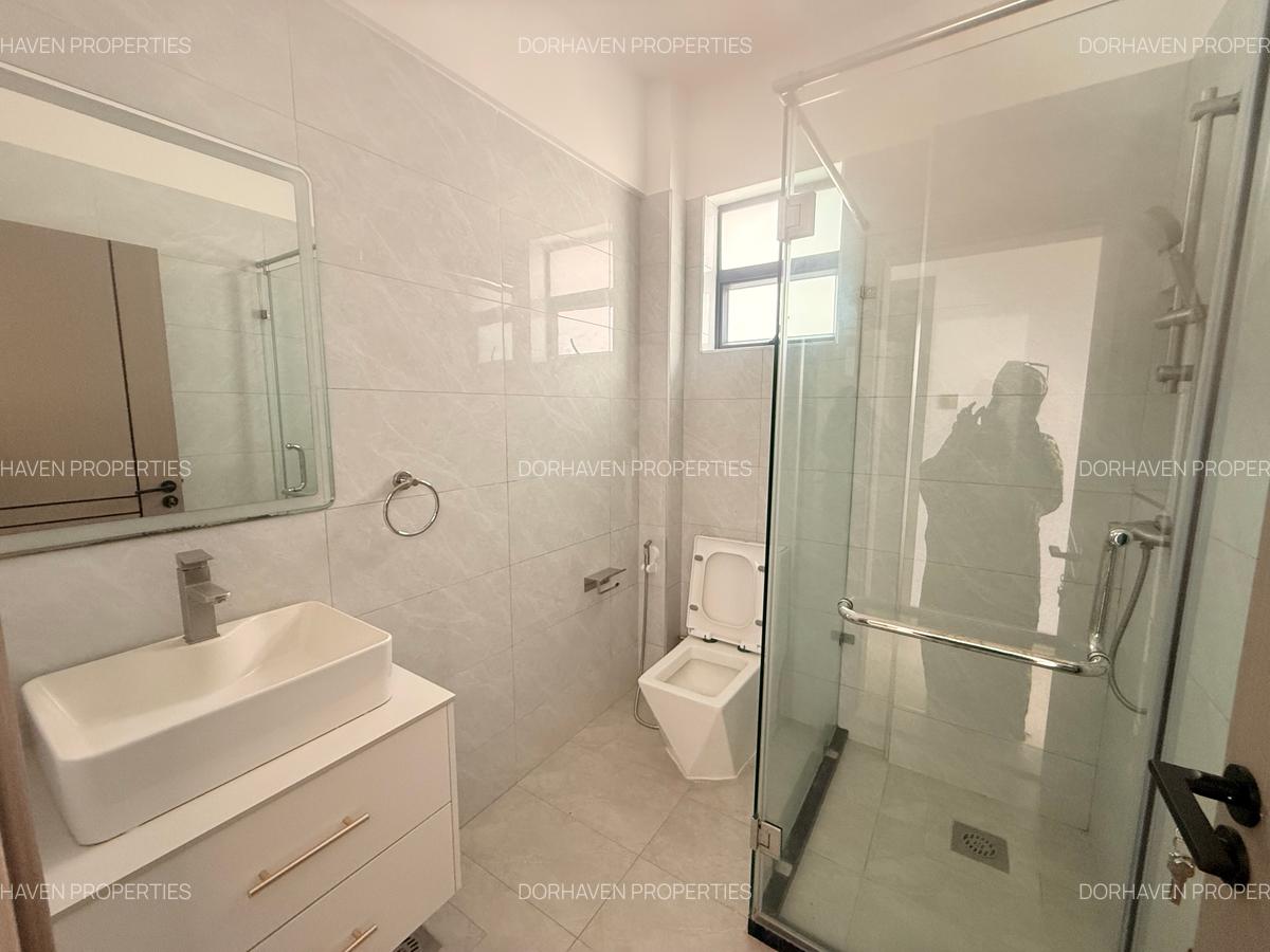 4 Bed Apartment with En Suite at Lavington - 11