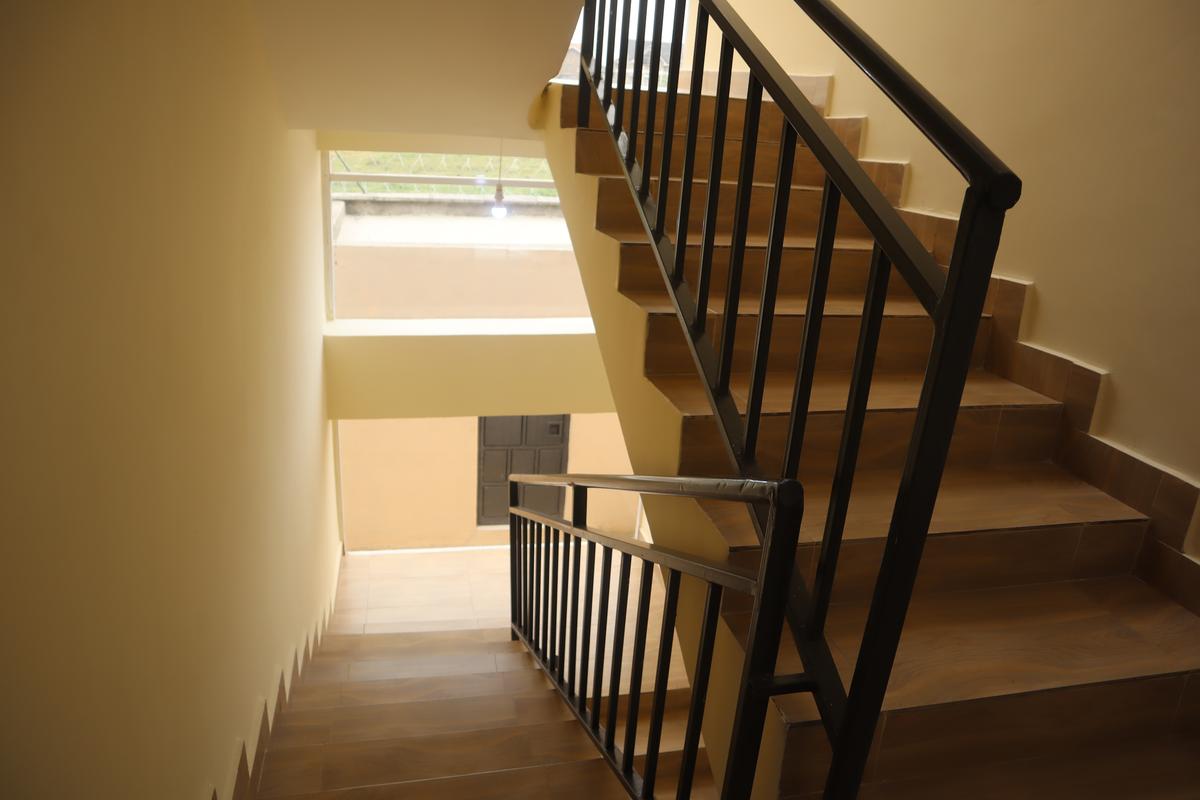 4 Bed Villa with En Suite at Near Gateway Mall - 13