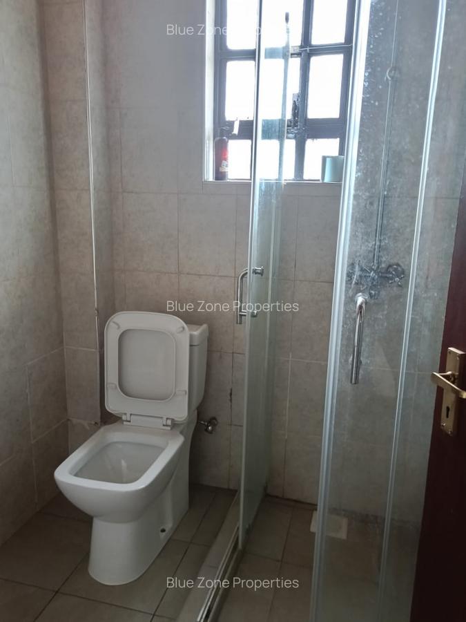 5 Bed House with En Suite at Off Mimosa Rd - 15