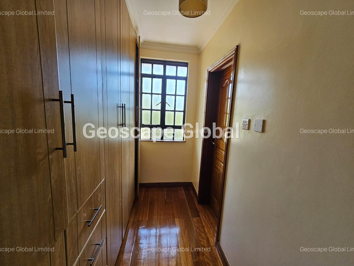 5 Bed House with En Suite in Karen - 12