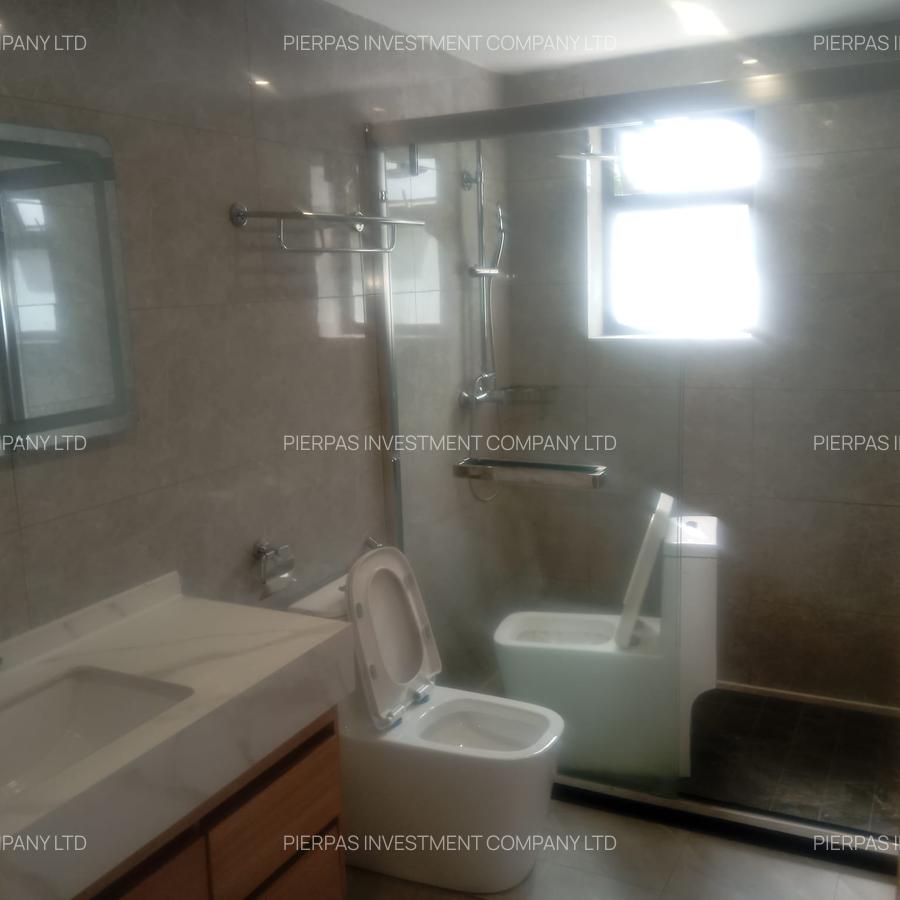 Serviced 3 Bed Apartment with En Suite in Riverside - 12