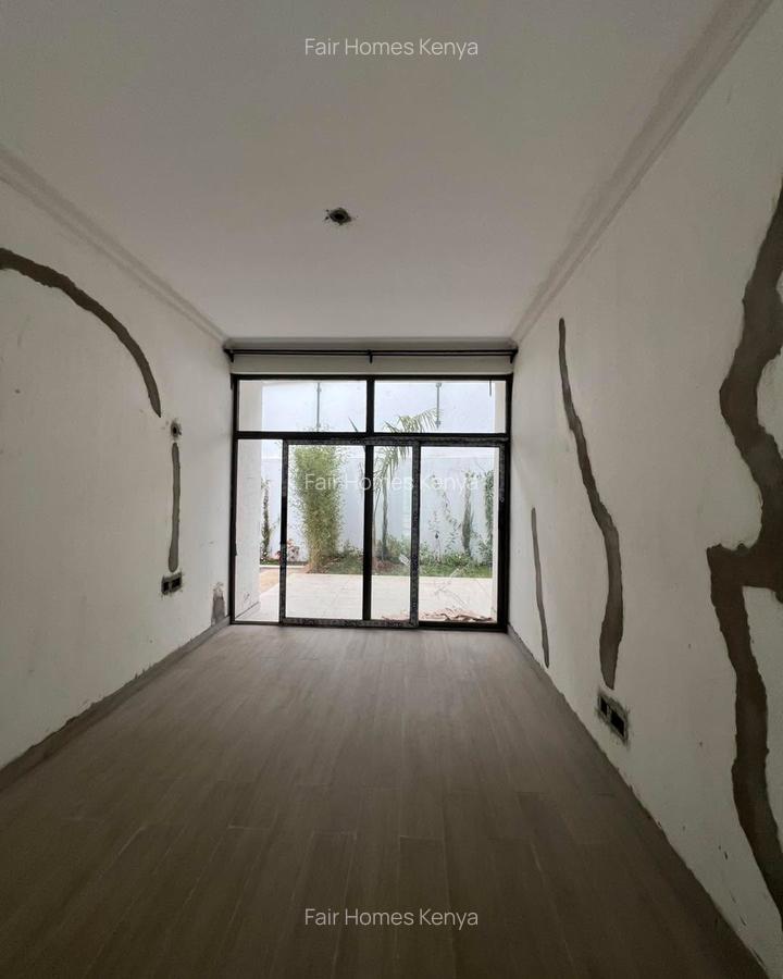 5 Bed Townhouse with En Suite at Lavington Green - 7